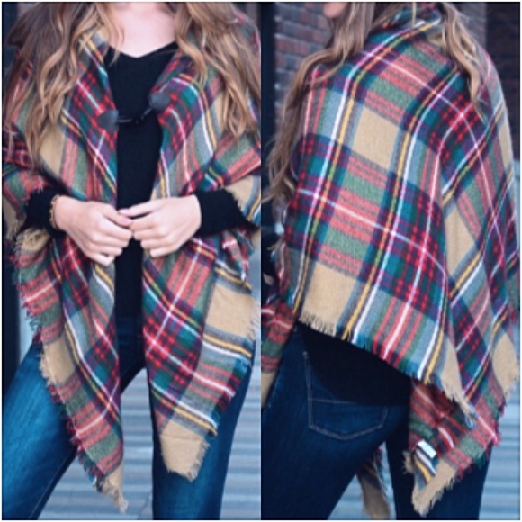 Stunning Plaid Flannel Poncho Scarf Wrap O/S - Picture 6 of 7